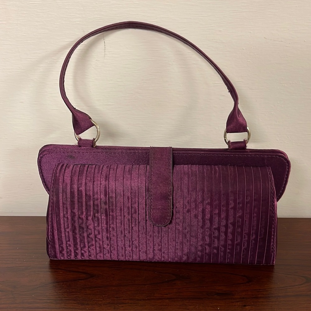 Purple clutch